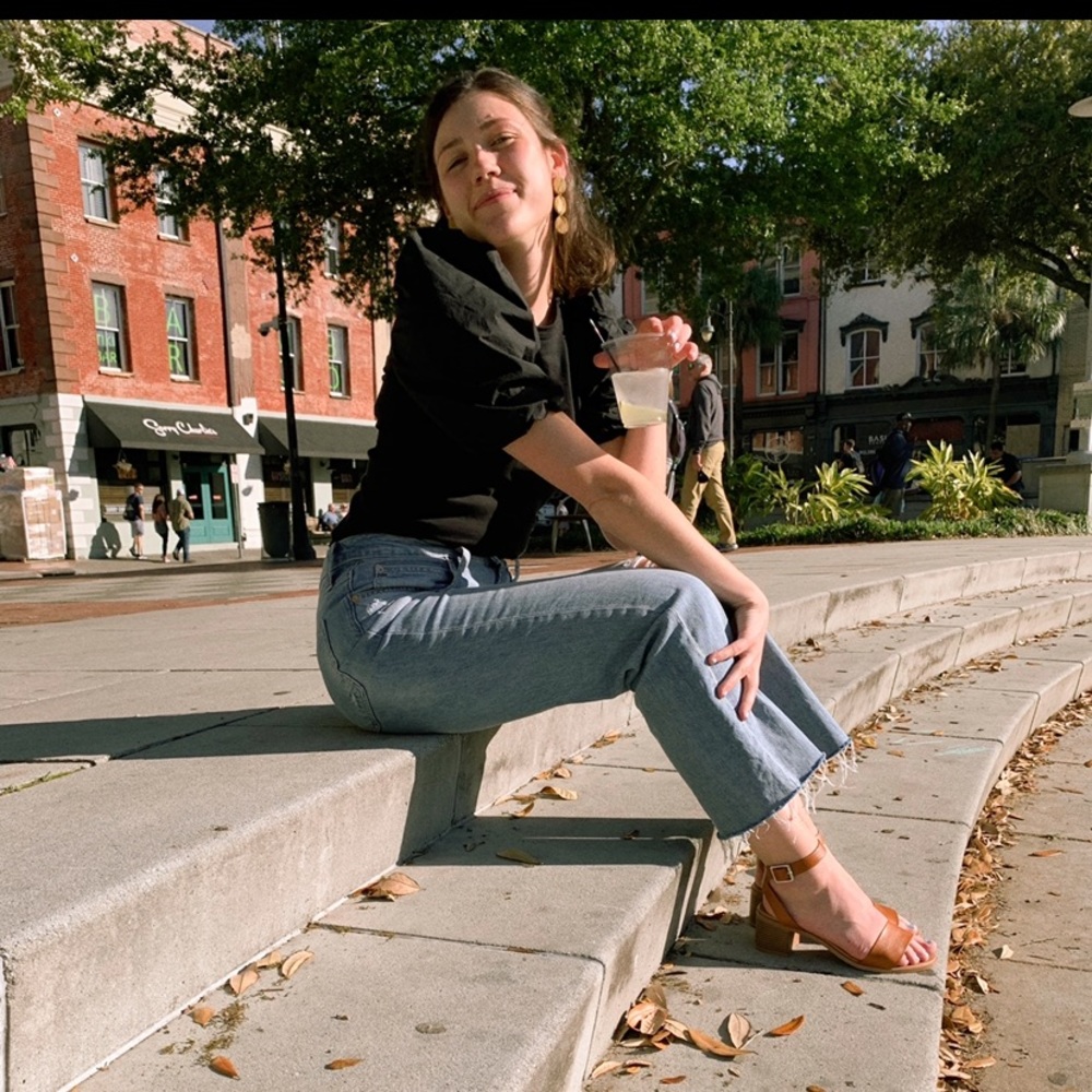 Meet your Posher, Emily